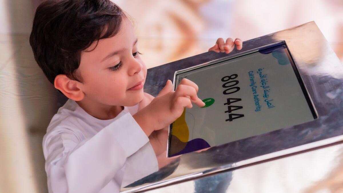 New hotline introduced in Abu Dhabi for reporting child bullying and family disputes in the UAE