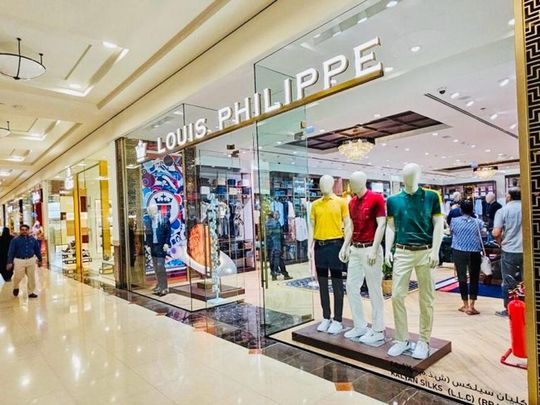 The first standalone Louis Philippe store opens in the UAE, marking the brand’s entry into the country.