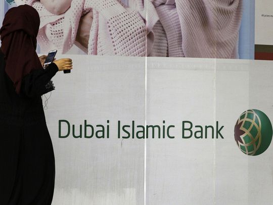 Rephrase the title:Dubai Islamic Bank proposes 45% dividend after record Dh7b net profit in 2023