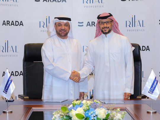 Rephrase the title:Sharjah developer Arada expands into Dubai property market with Dh600 million plot purchase