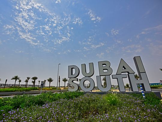 Rephrase the title:In Dubai South, Dh22 million could get you property and a permanent golf course membership