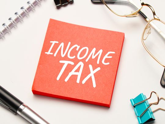 Rephrase the title:UAE affirms there are no plans to introduce income tax on individuals