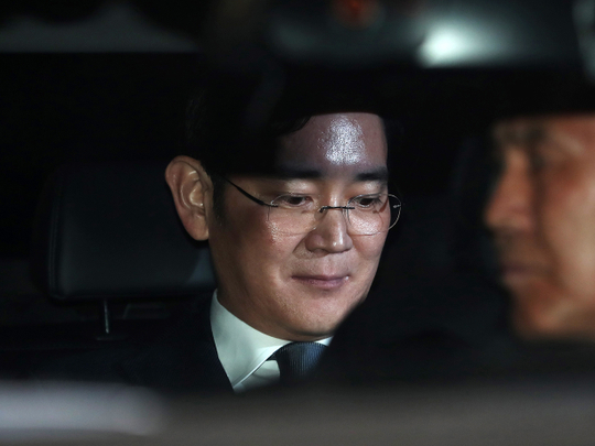 Rephrase the title:Samsung chief Jay Y. Lee cleared of charges in 2015 merger case