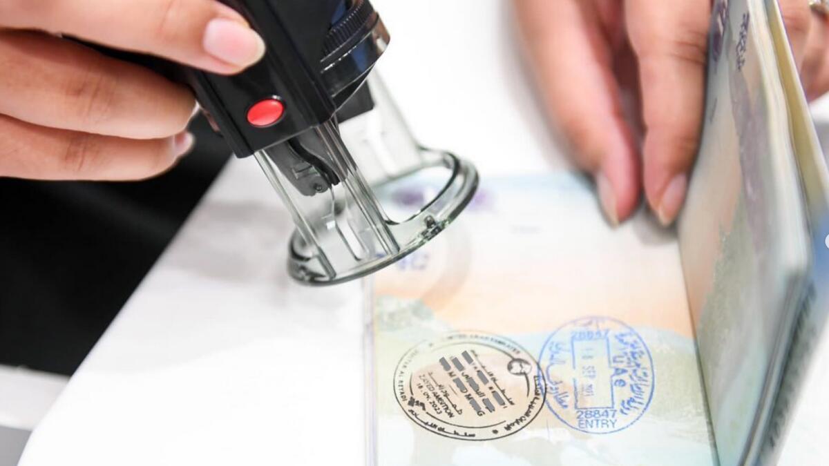 Rephrase the title:UAE: 6 types of non-work residency visas available for expats – News