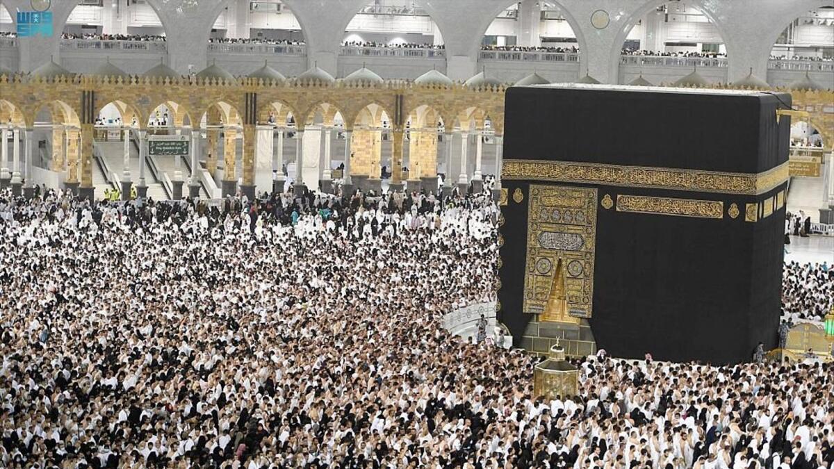 Rephrase the title:UAE: Two simple ways to get Umrah visa without travel agent – News