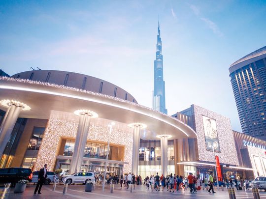 Rephrase the title:Dubai Mall breaks record, welcomed 105 million people in 2023