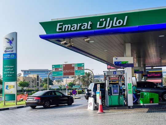 Rephrase the title:Emarat offers naming rights of service stations to companies, brands