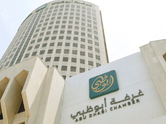 Rephrase the title:Abu Dhabi Chamber establishes working group for startups and SMEs