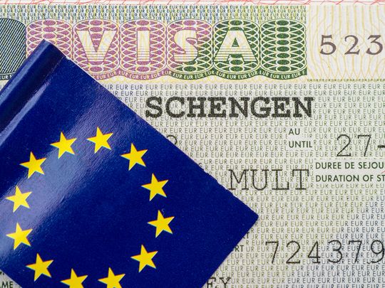 Rephrase the title:GCC, EU discuss Schengen visa waiver for GCC citizens