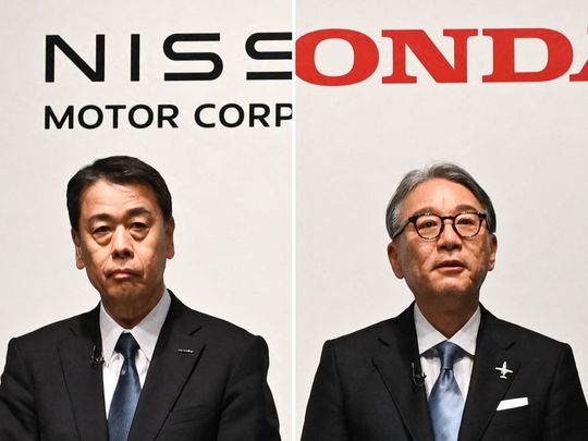 Rephrase the title:Honda, Nissan form EV partnership to compete with Chinese brands