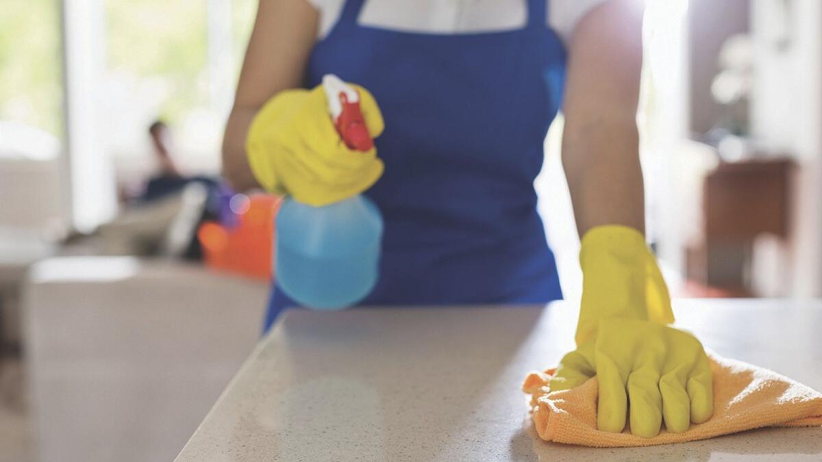 Rephrase the title:UAE: Nanny resigned? How to calculate gratuity for domestic workers