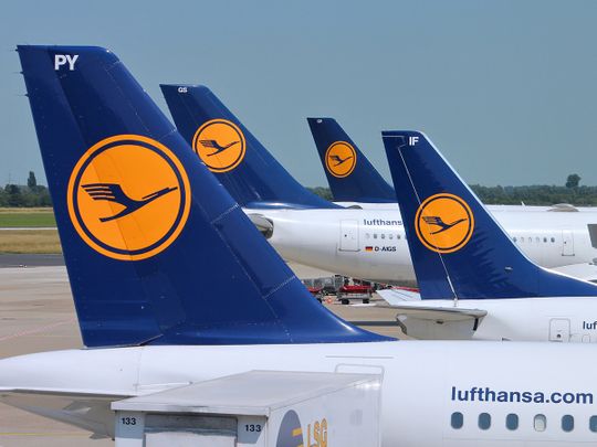 Rephrase the title:Lufthansa suspends flights to Amman, Beirut, Erbil and Tel Aviv