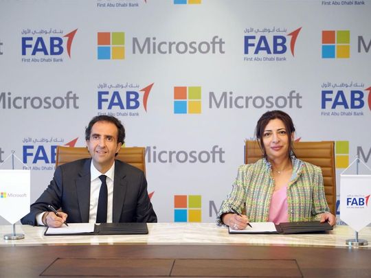 Rephrase the title:FAB, Microsoft announce strategic partnership on AI-based banking